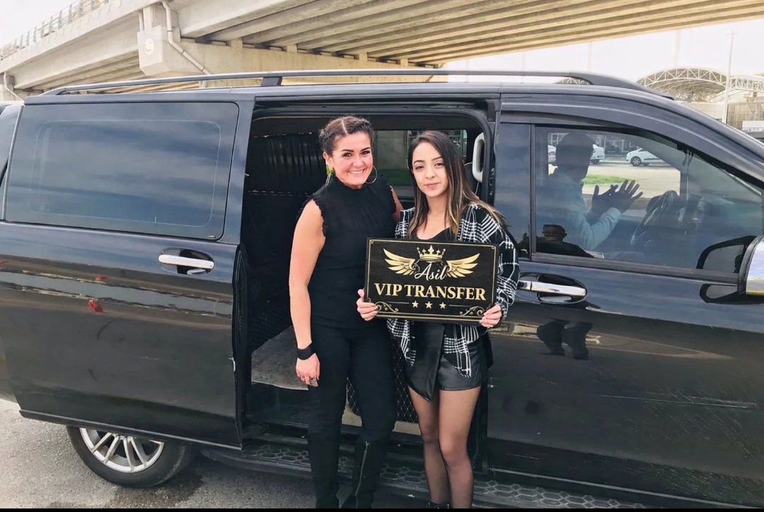 Çeşme VIP Transfer Lüks Araç